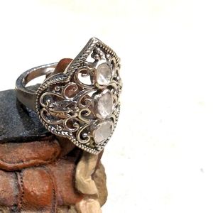 Ooolala! Sterling silver moonstone ring size 8